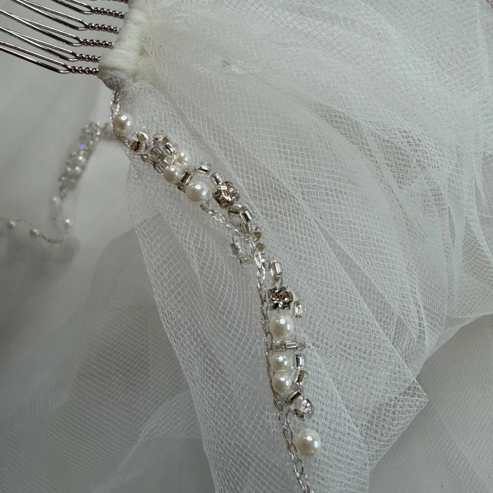ELENA Bridal Wedding Veil Ivory Beaded Tulle Scalloped Women's OS New Comb
